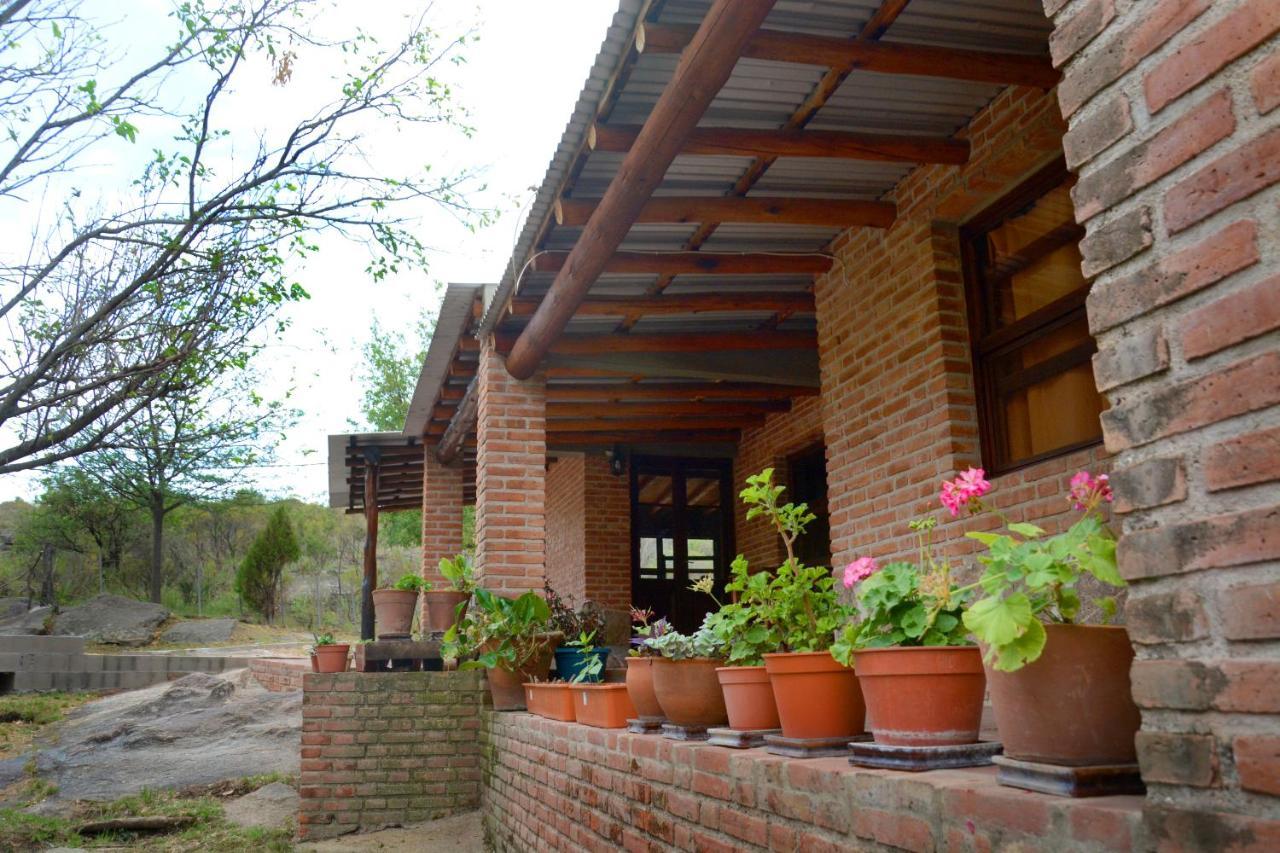 La Toma Complejo De Montana - Cabanas Y Habitaciones En Hosteria Mina Clavero Exteriör bild