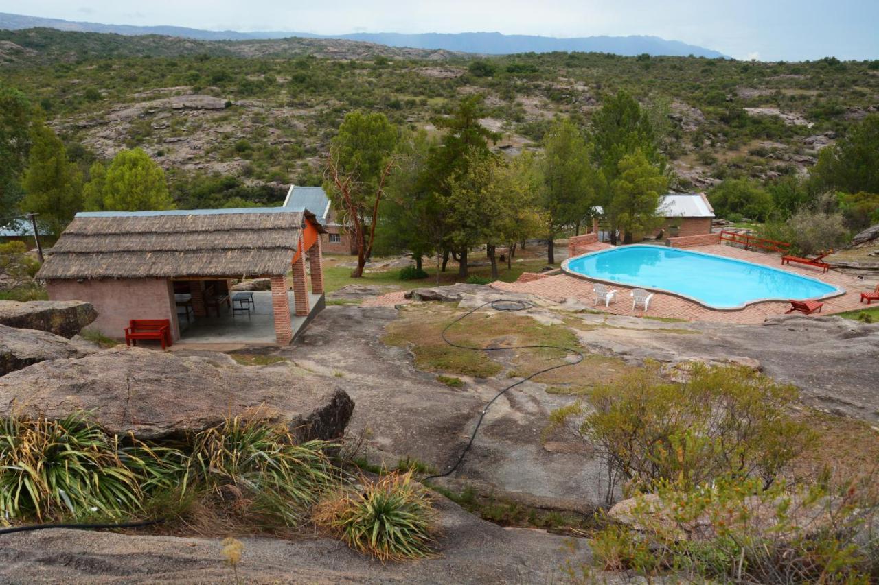 La Toma Complejo De Montana - Cabanas Y Habitaciones En Hosteria Mina Clavero Exteriör bild