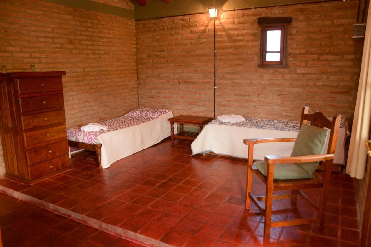 La Toma Complejo De Montana - Cabanas Y Habitaciones En Hosteria Mina Clavero Exteriör bild